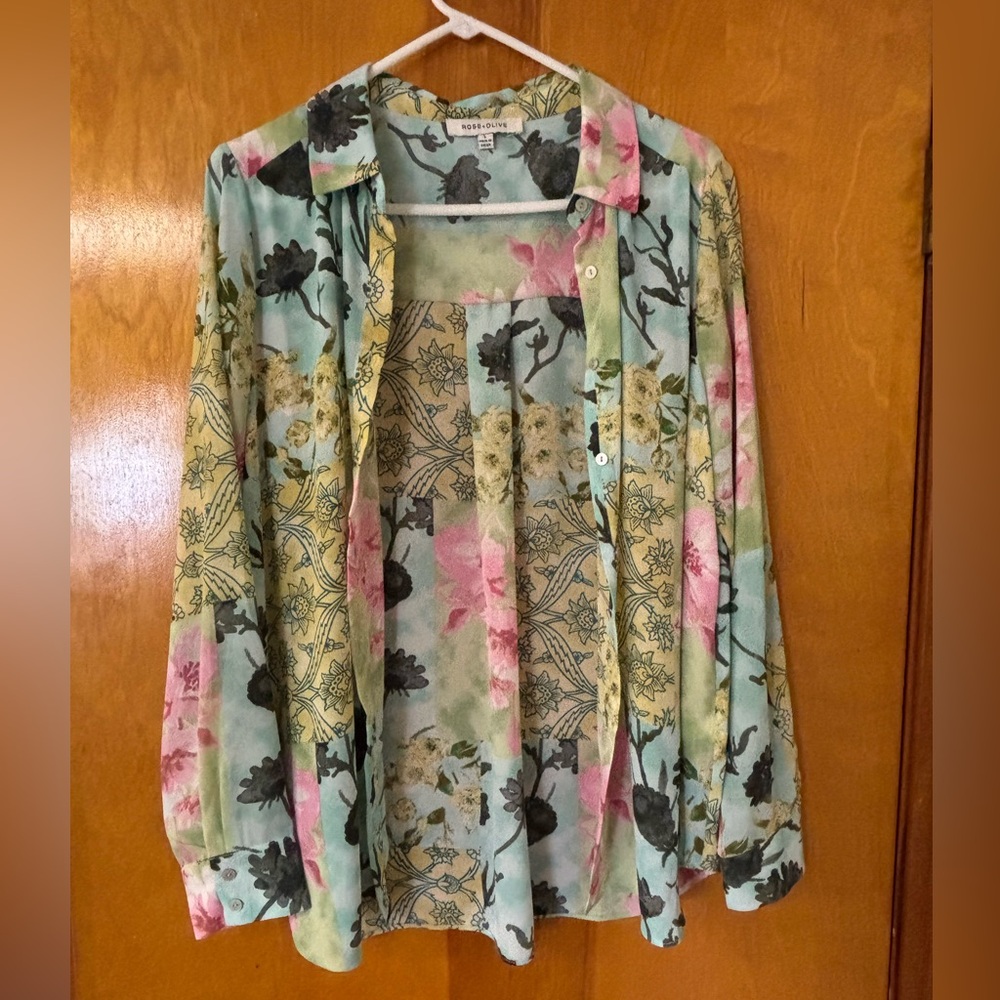 Rose + Olive brand size large button up, ladies.